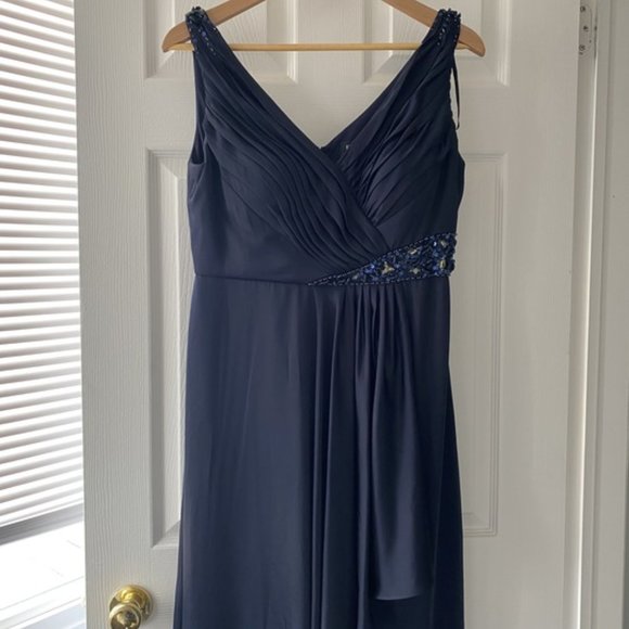 Navy Blue long formal Grecian Style dress with matching shawl, Size 10 - Picture 3 of 4
